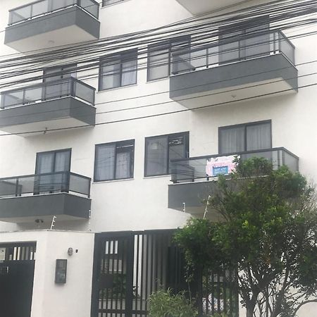 Apartamento à 500m da Praia do Forte! Cabo Frio Esterno foto
